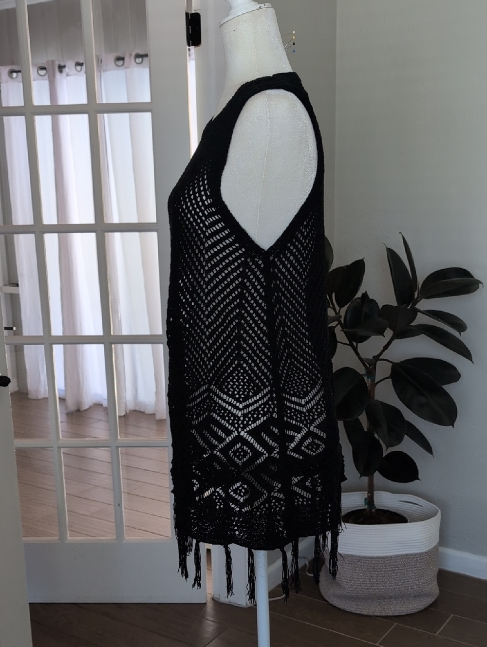 Surf Gypsy Black Crochet Fringe Mini Dress Cover-Up Medium - Picture 2 of 6